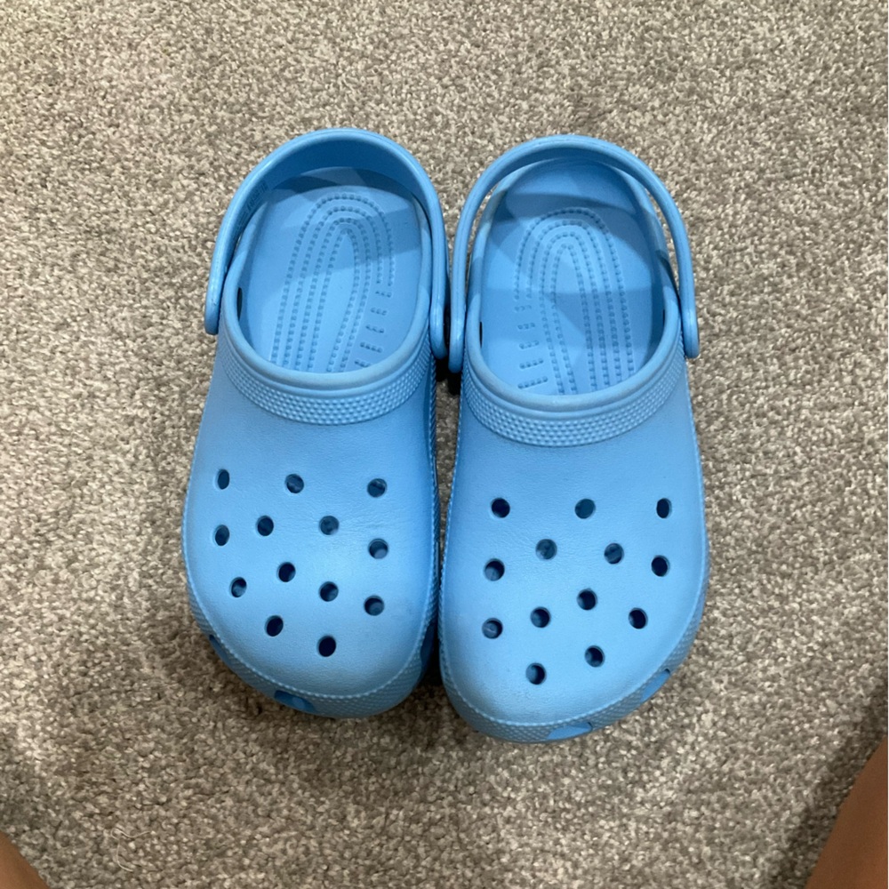 Crocs